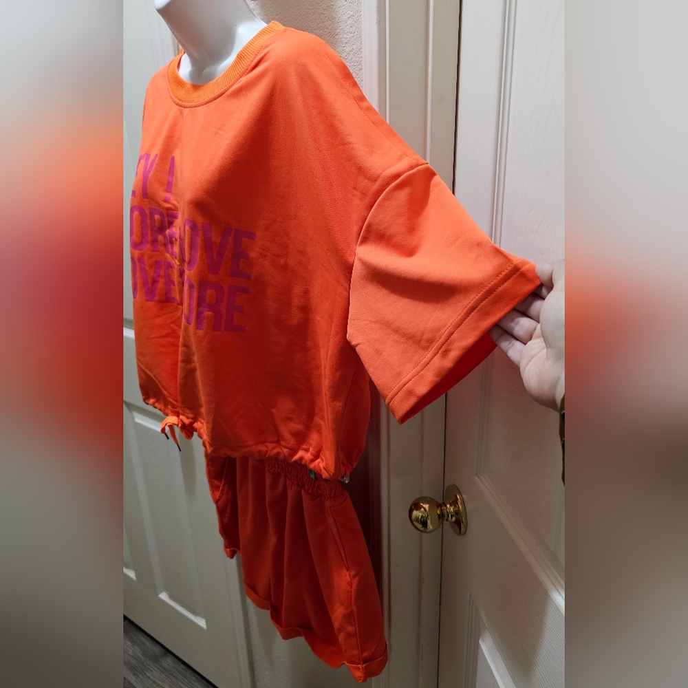 Bright Orange Graphic Cropped Tee and Shorts LoungeSet Size XXL NWOT - Picture 3 of 16